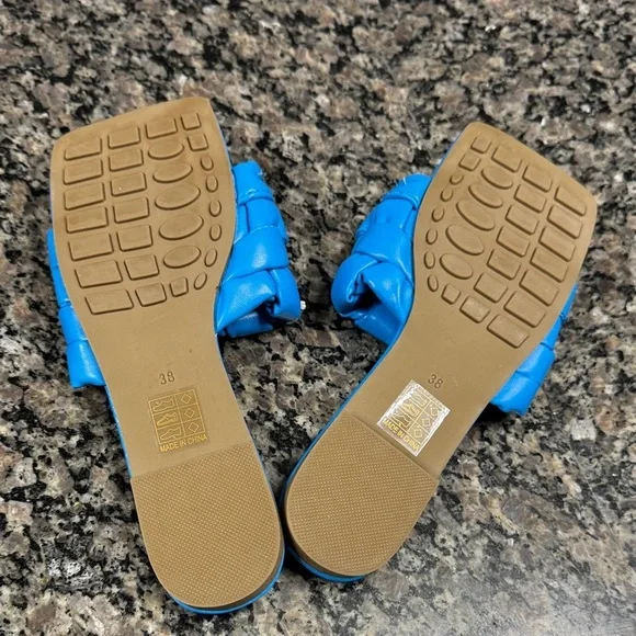 Blue Woven Slide Sandals NWOT 7 - Picture 6 of 8